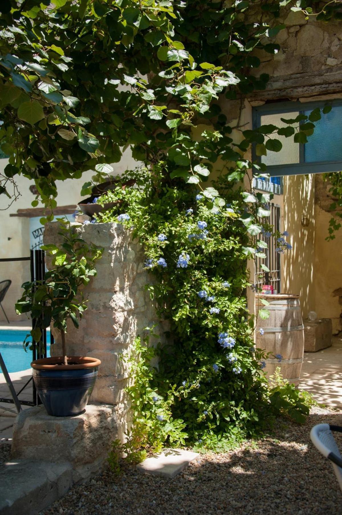 Maison Pelissier Bed And Breakfast With Sweeming Pool Cuxac-dʼAude Εξωτερικό φωτογραφία